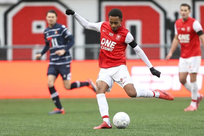 奋的比赛成 奋的比赛成